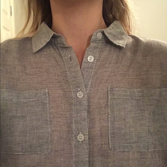 Listicle • Button down - Picture 3 of 9